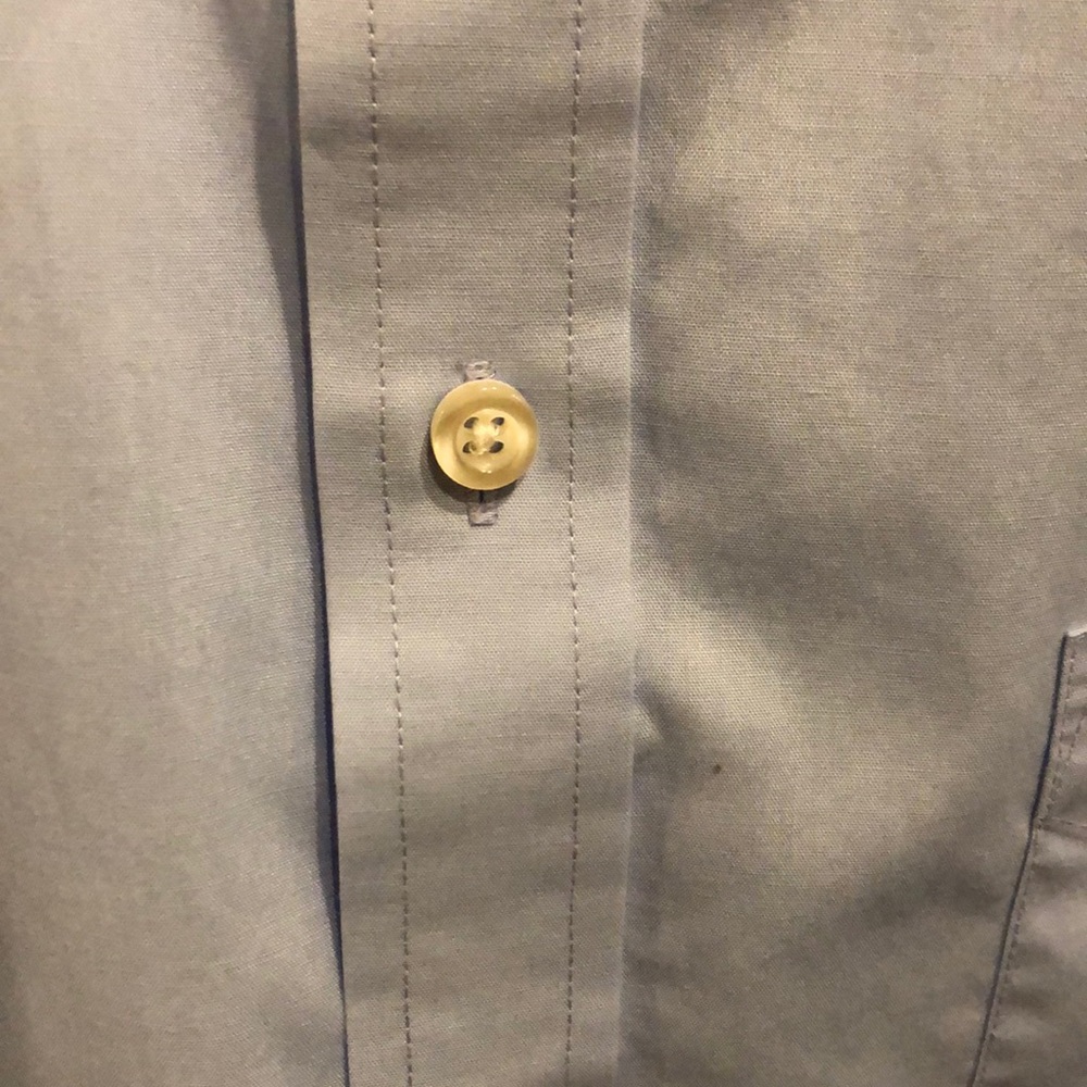Men’s button down - Picture 4 of 4
